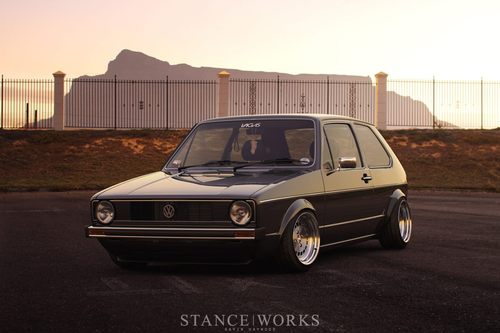 car-porn-vw-golf-mk1-33