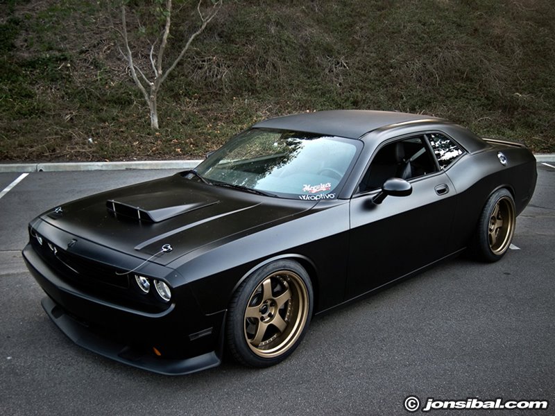 dodge-challenger-pictures-7