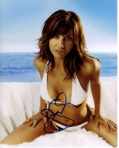 Gina Gershon 3