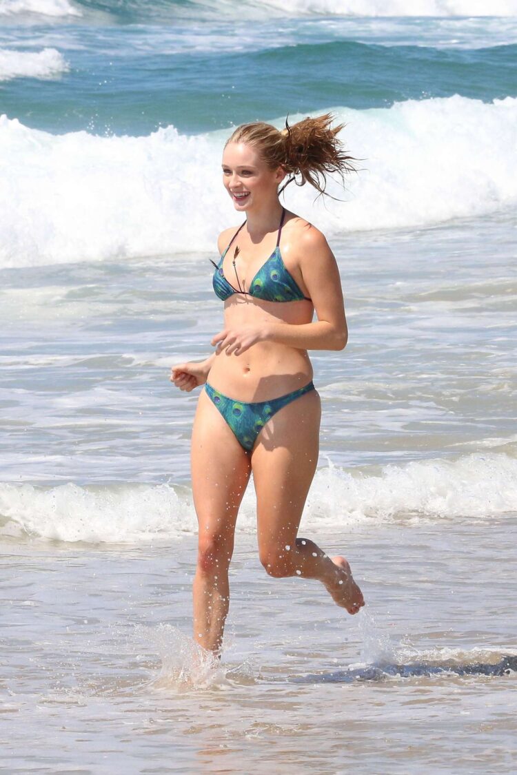 Greer Grammer 9