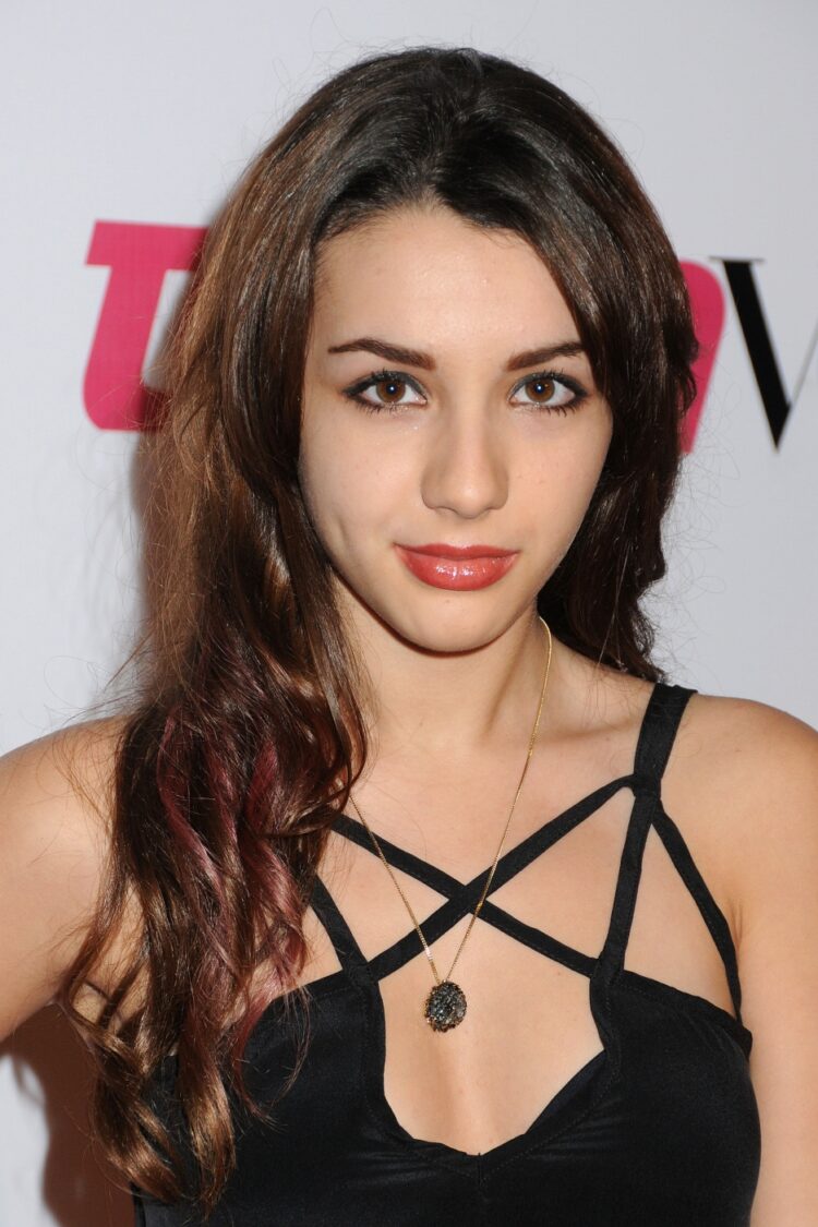 Hannah Marks 12