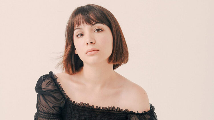 Hannah Marks 8