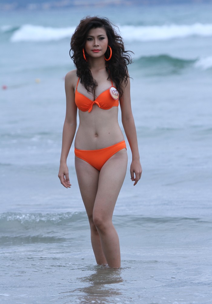 Hong Chau 6