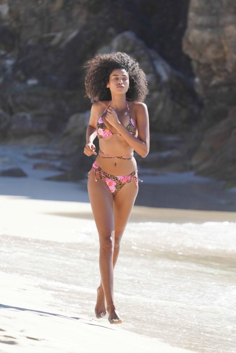 Imaan Hammam 7