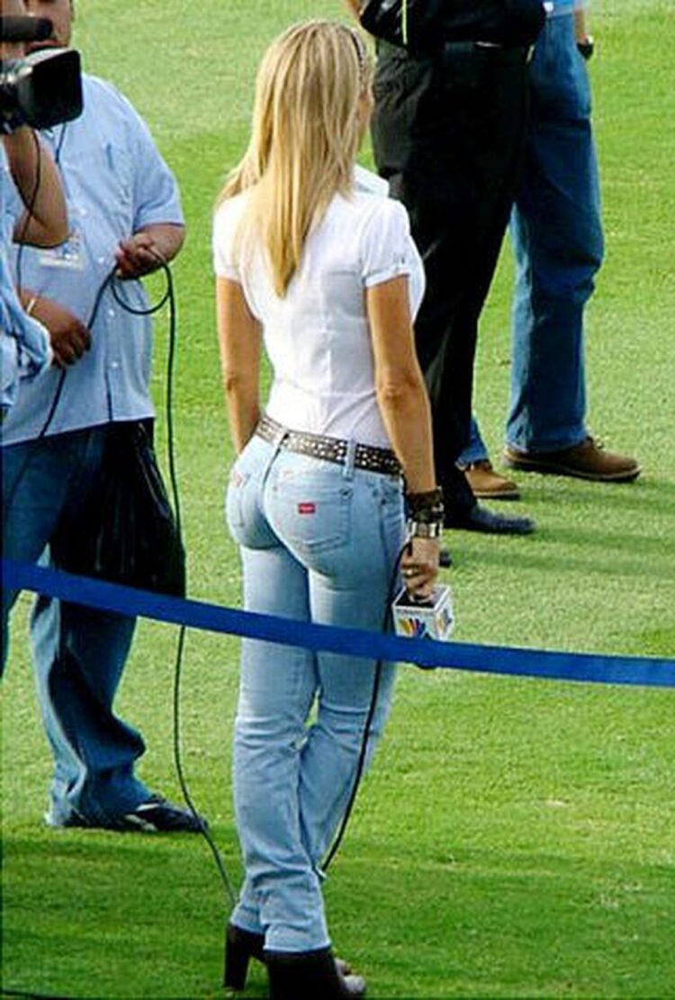 Ines Sainz 6