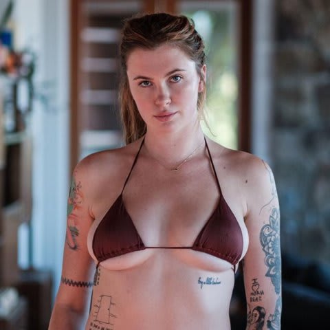 Ireland Baldwin 2