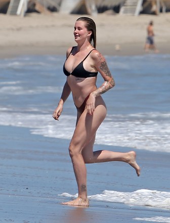 Ireland Baldwin 9