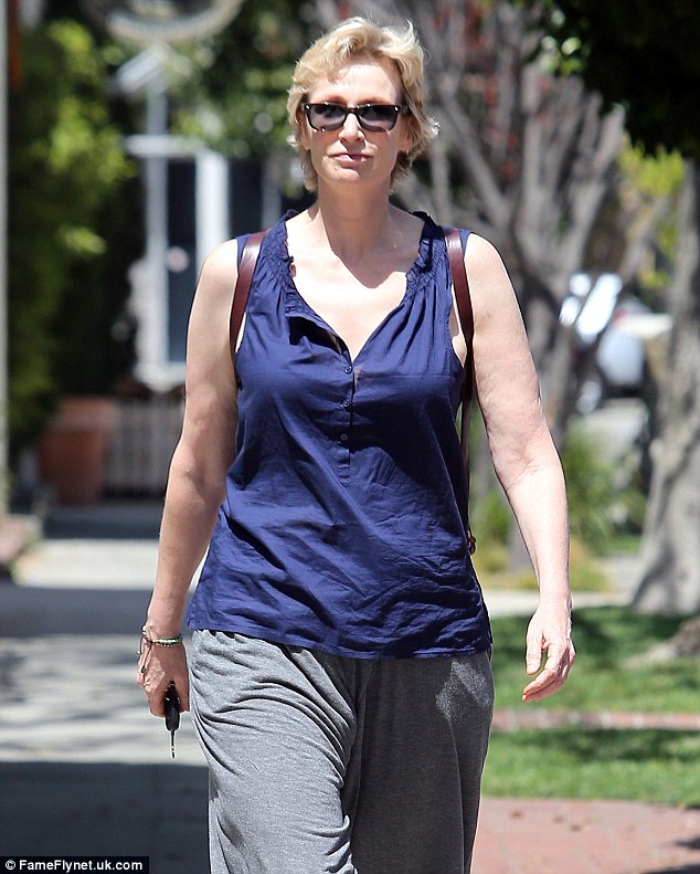 Jane Lynch 7