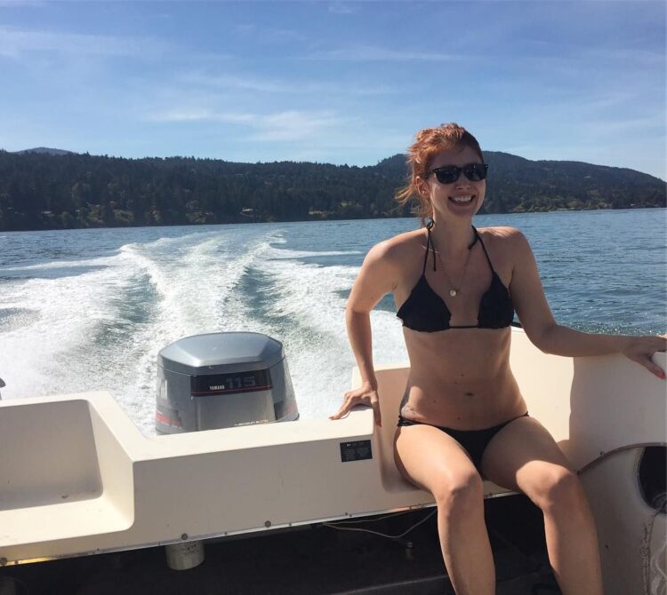 Jewel Staite 4