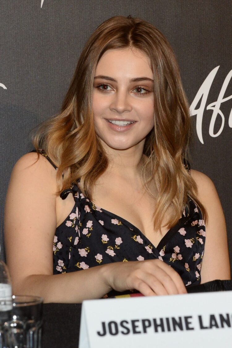 Josephine Langford 3