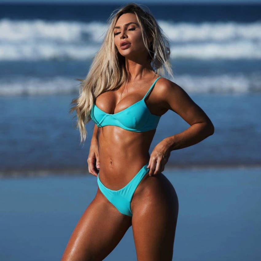 Rosanna Arkle 18