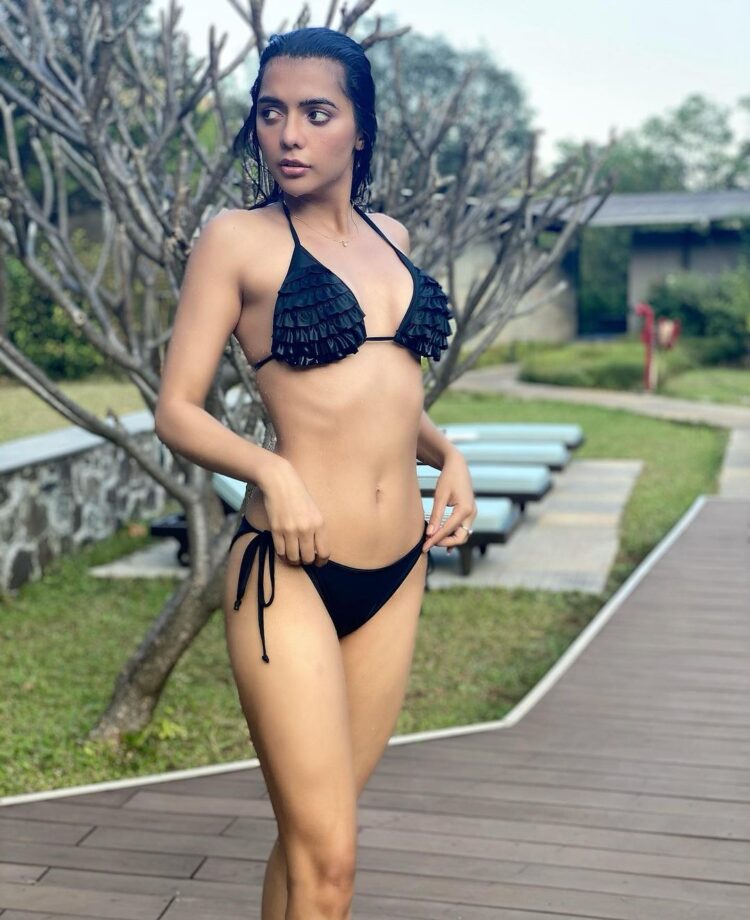 Ruhi Singh 9