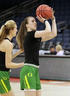 Sabrina Ionescu 15