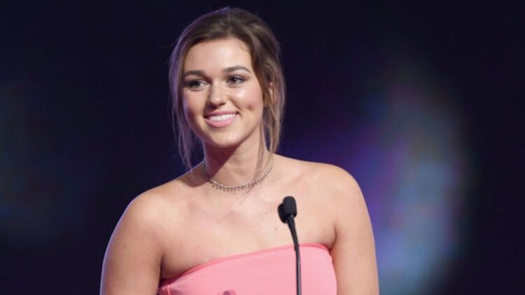 Sadie Robertson 15