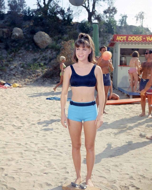 Sally Field 4