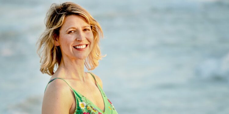 Samantha Brown 18