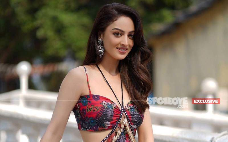 Sandeepa Dhar 13