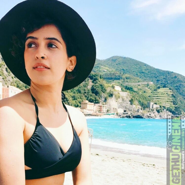 Sanya Malhotra 11