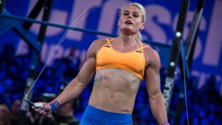 Sara Sigmundsdottir 15