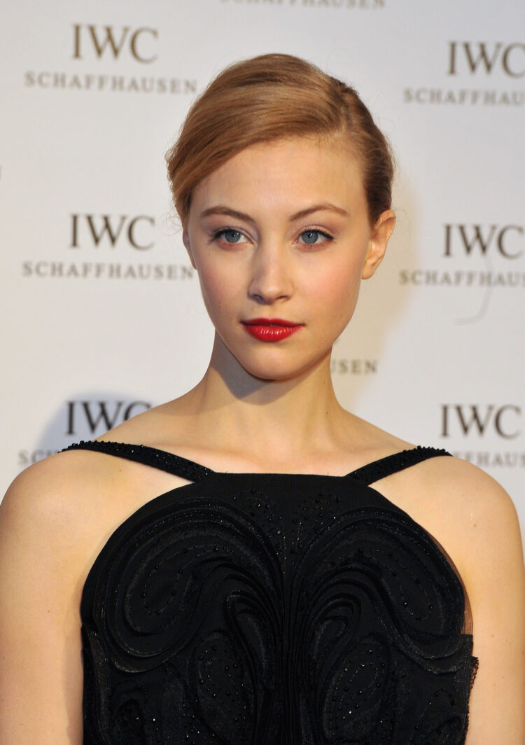 Sarah Gadon 10