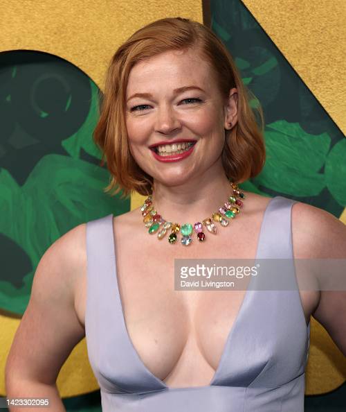 Sarah Snook 7