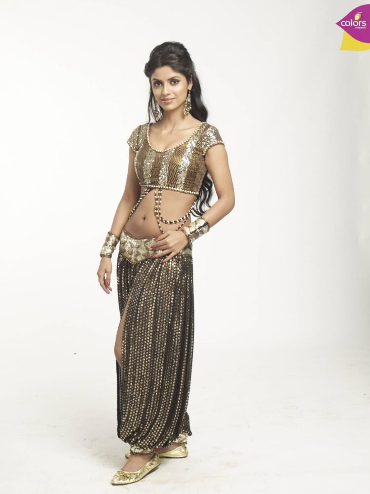 Sayantani Ghosh 24