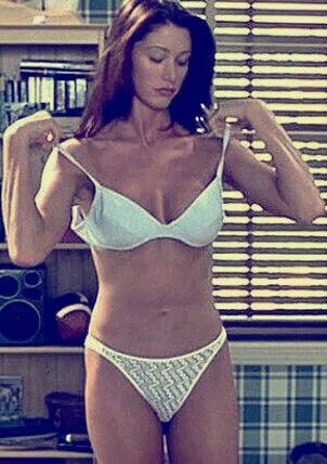 Shannon Elizabeth 2