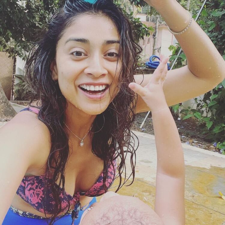 Shriya Saran 8