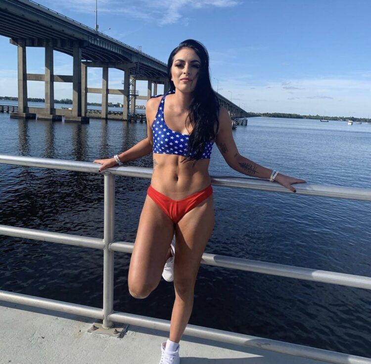 Sonya Deville 7