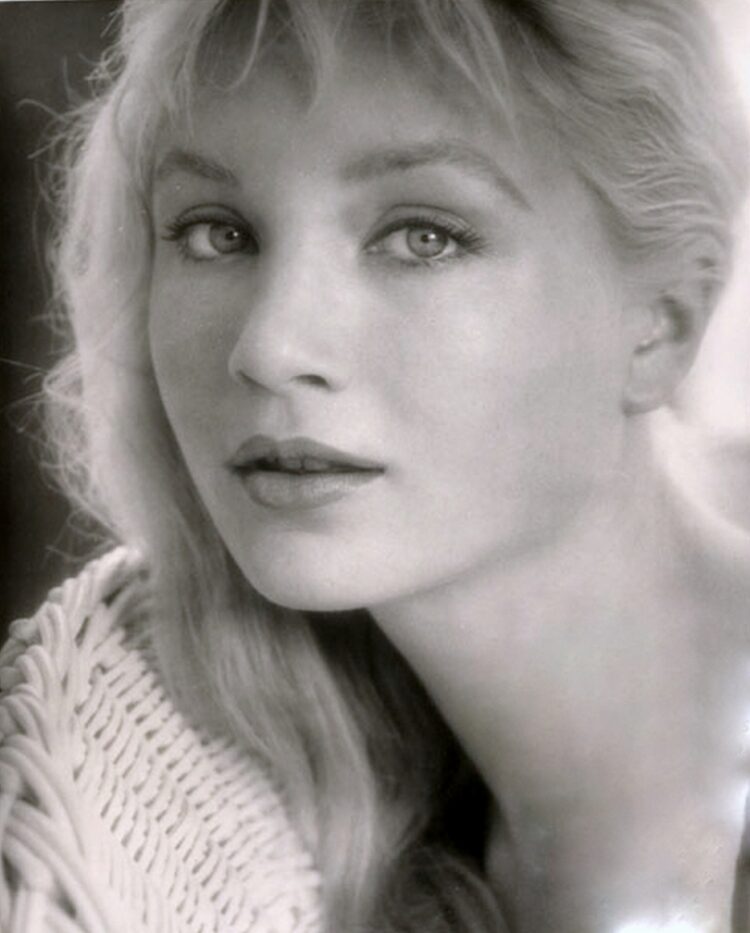 Susan Oliver 8