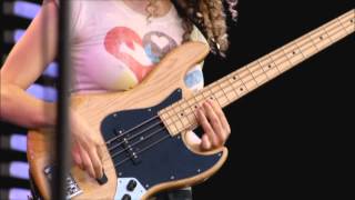 Tal Wilkenfeld 8