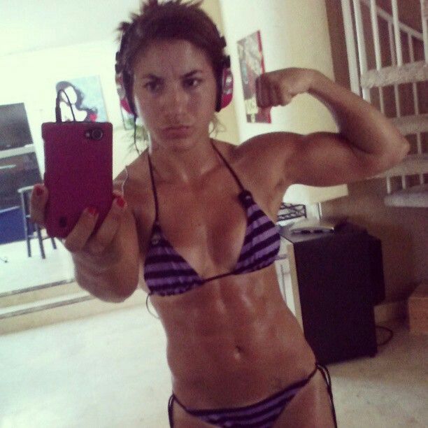 Tecia Torres 8