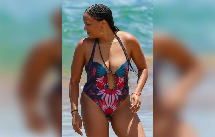 Tia Mowry