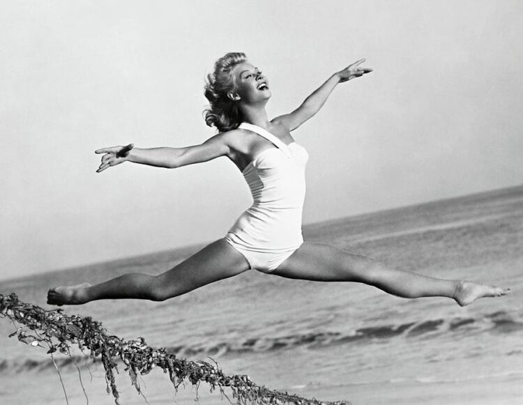 Vera Ellen 8