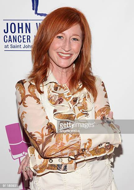 Vicki Lewis 2