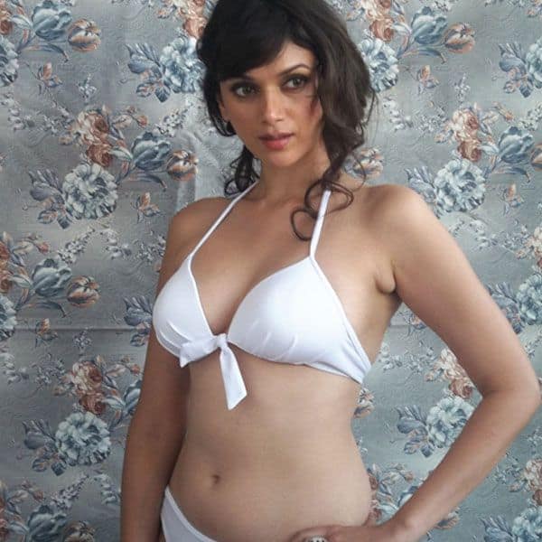 Aditi Hydari 9