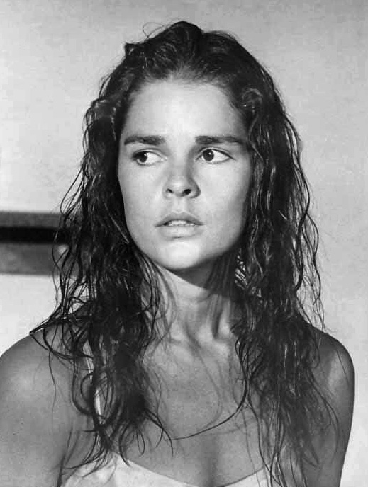 Ali MacGraw 7