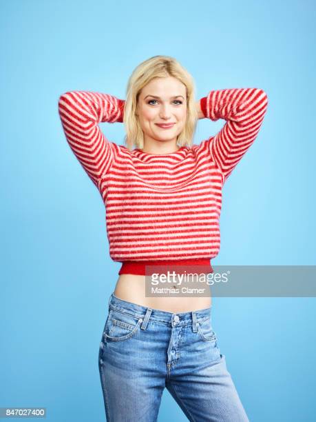 Alison Sudol 6