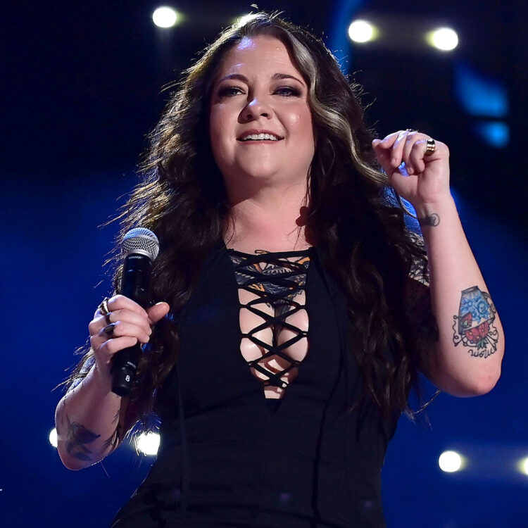 Ashley McBryde 1