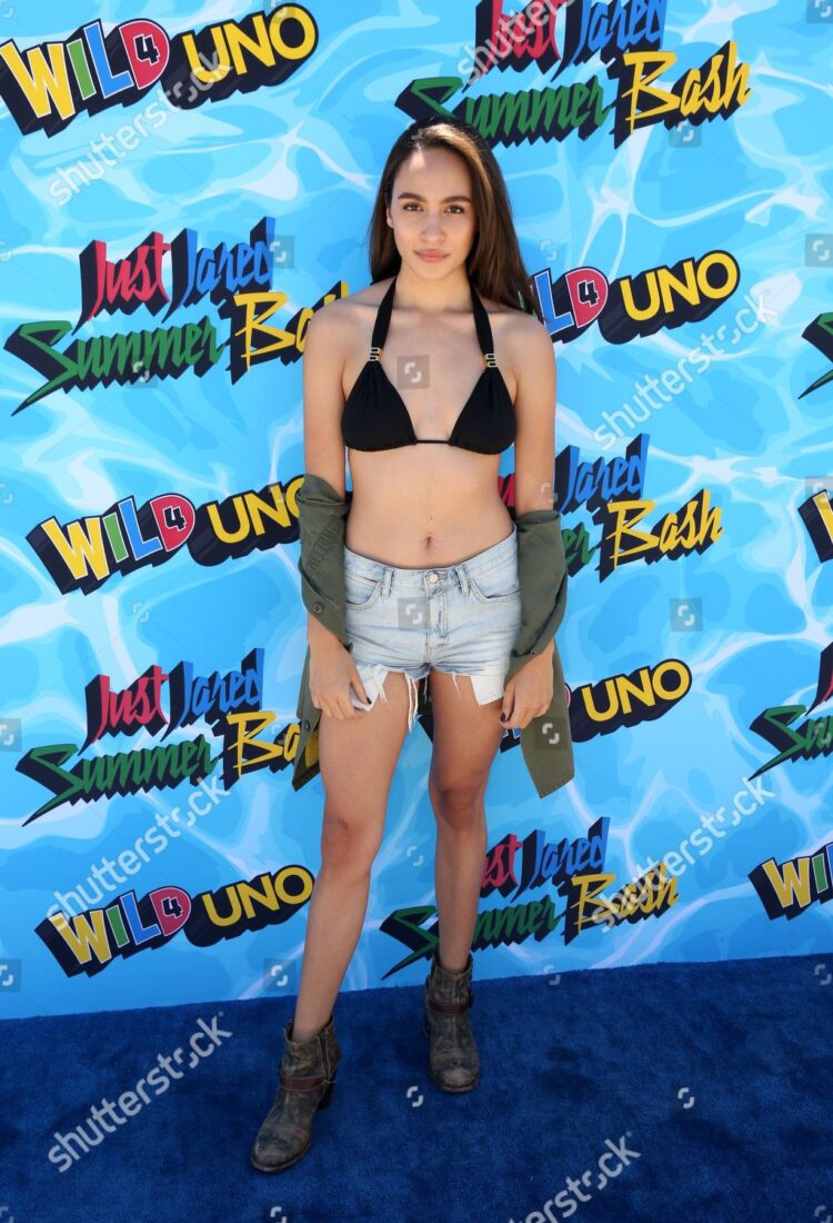 Aurora Perrineau 4