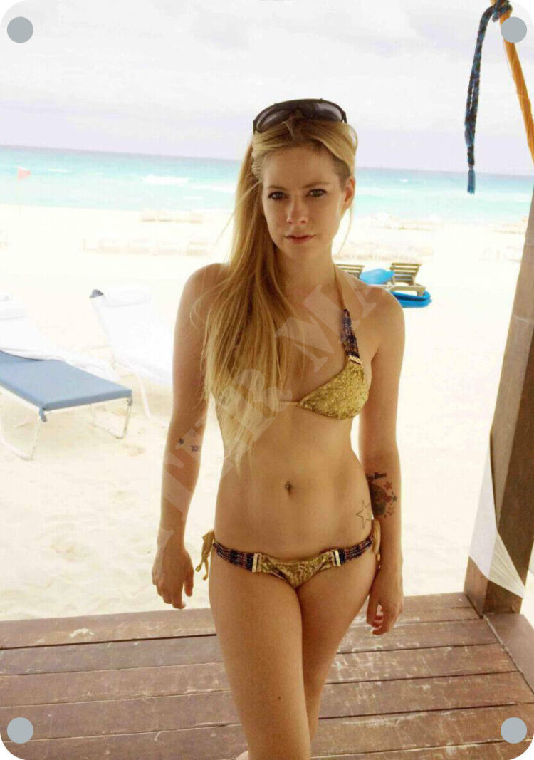 Avril Lavigne 2