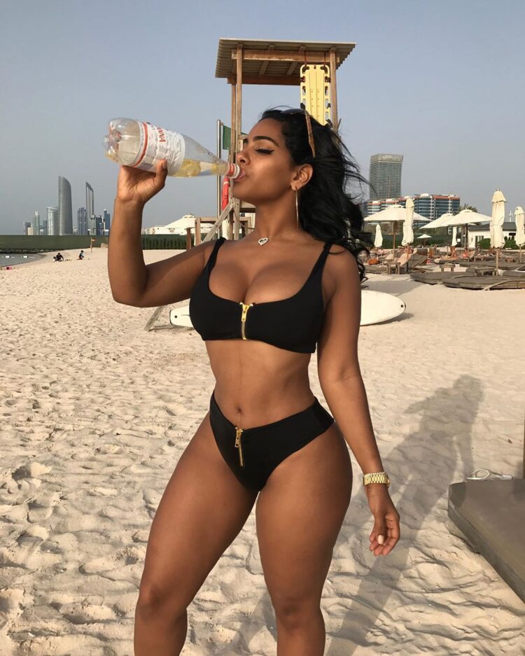 Ayisha Diaz 3