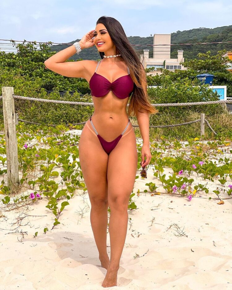 Bella Araujo 2