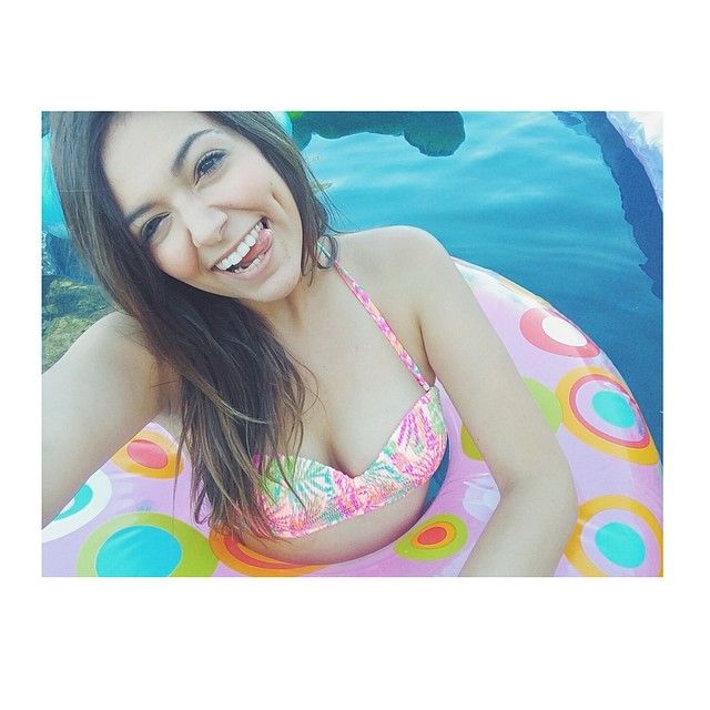 Bethany Mota 4