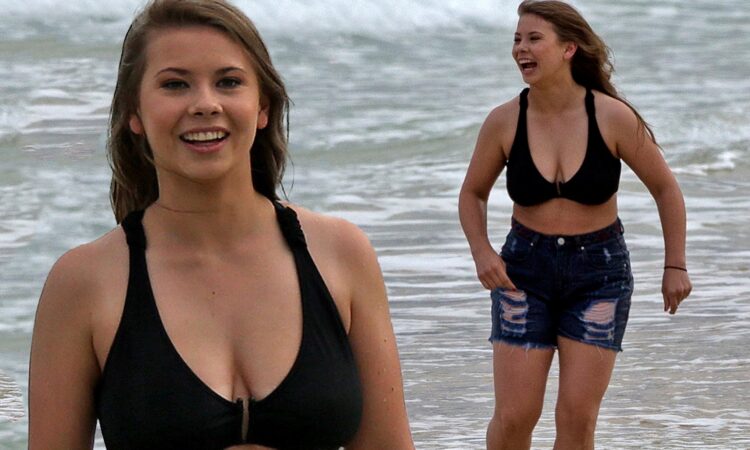 Bindi Irwin 5