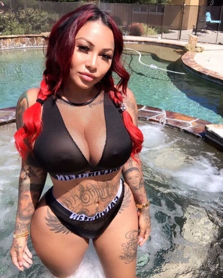 Brittanya Razavi 4