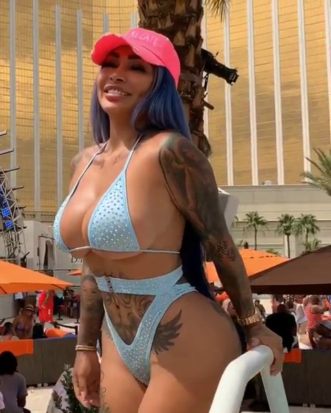 Brittanya Razavi 9