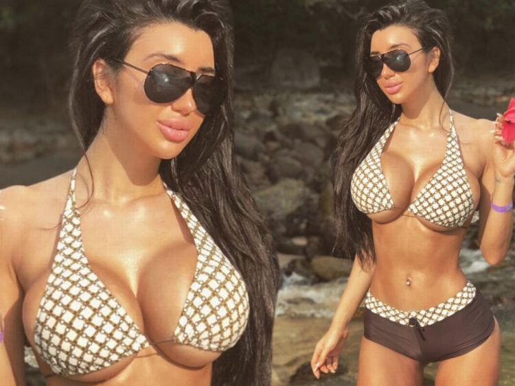 Chloe Khan 4