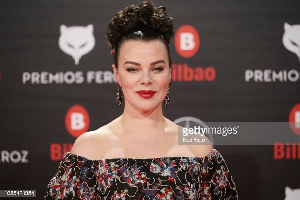 Debi Mazar 6