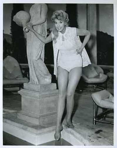 Donna Douglas 9